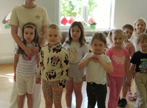 Wizyta przedszkolaków w zerówce